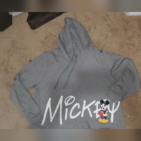 Plus Size Mickey Mouse Crop Top Light Sweater - Picture 2 of 5